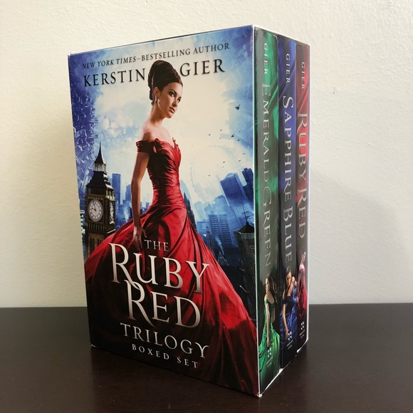 Ruby Red (The Ruby Red Trilogy, 1) by Gier, Kerstin